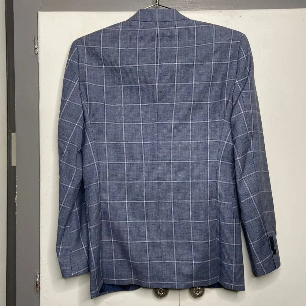Hugo Boss chest 19